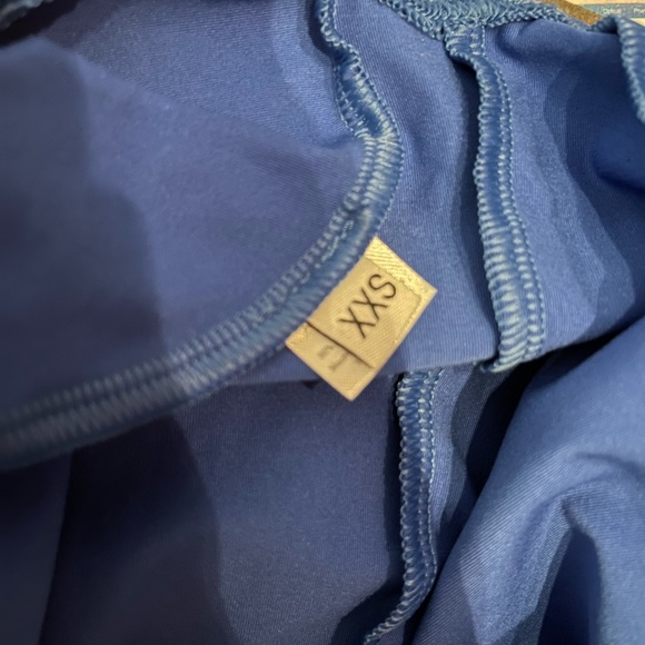 Dog Shed Defender Onesie Outfit in XXS. Fit Dogs 8-11 pounds. SALE - Picture 9 of 14